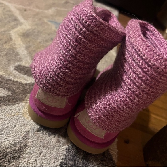 Ugg sweater boots, style: Classic Cardy, size: 4 - Picture 5 of 10